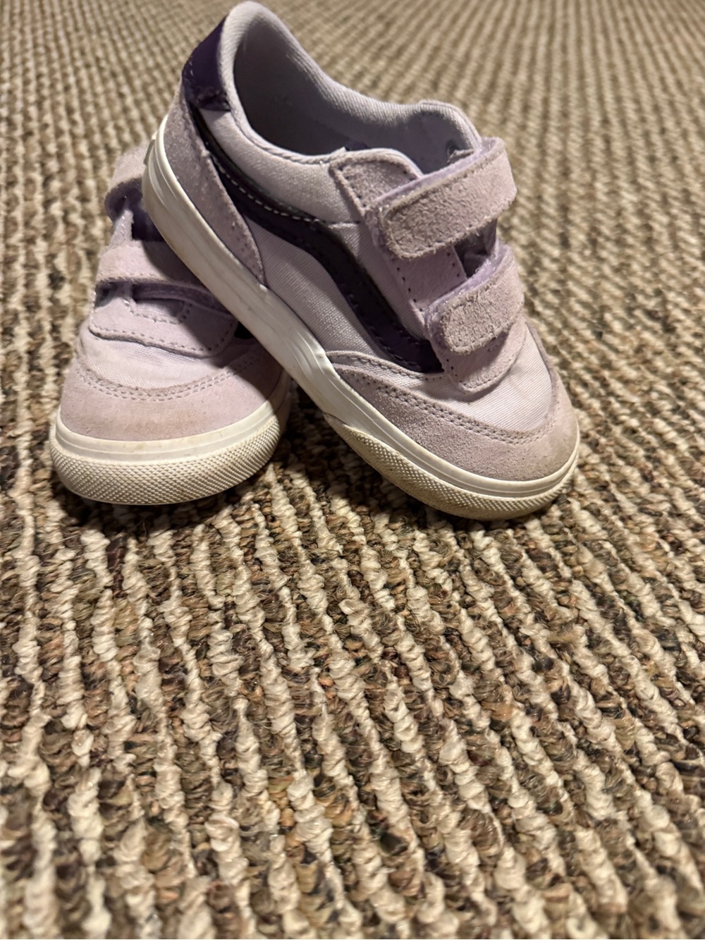 Vans Kids Lilac Suede Velcro Sneakers
